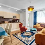 1 Bedroom Cozy In 코워브제크