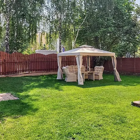 1 Bedroom Stunning In Колобжег