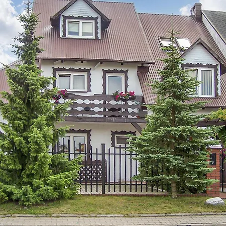 1 Bedroom Stunning In *