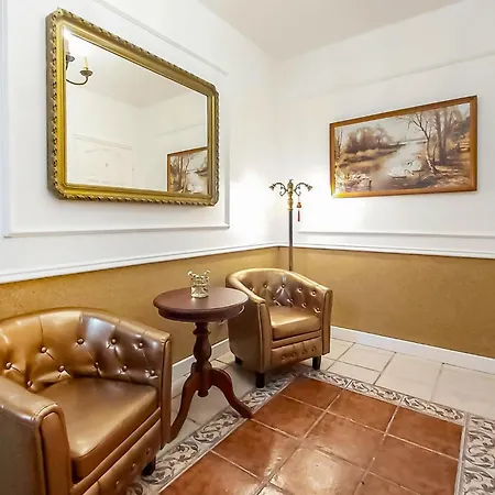 1 Bedroom Cozy In Appartement